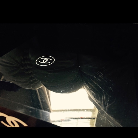 Authentic Chanel tray - Picture 7 of 8